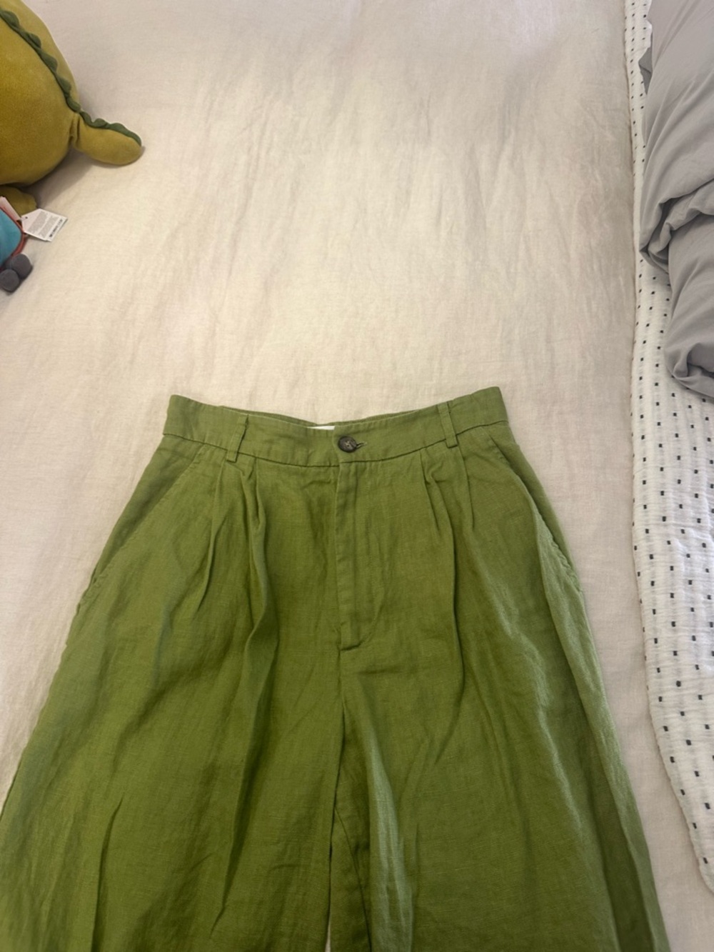 Reformation Olive Green Straight Trouser Leg Pants